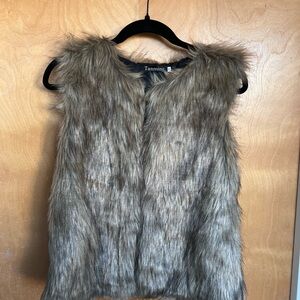 Tanming Faux Fur Vest